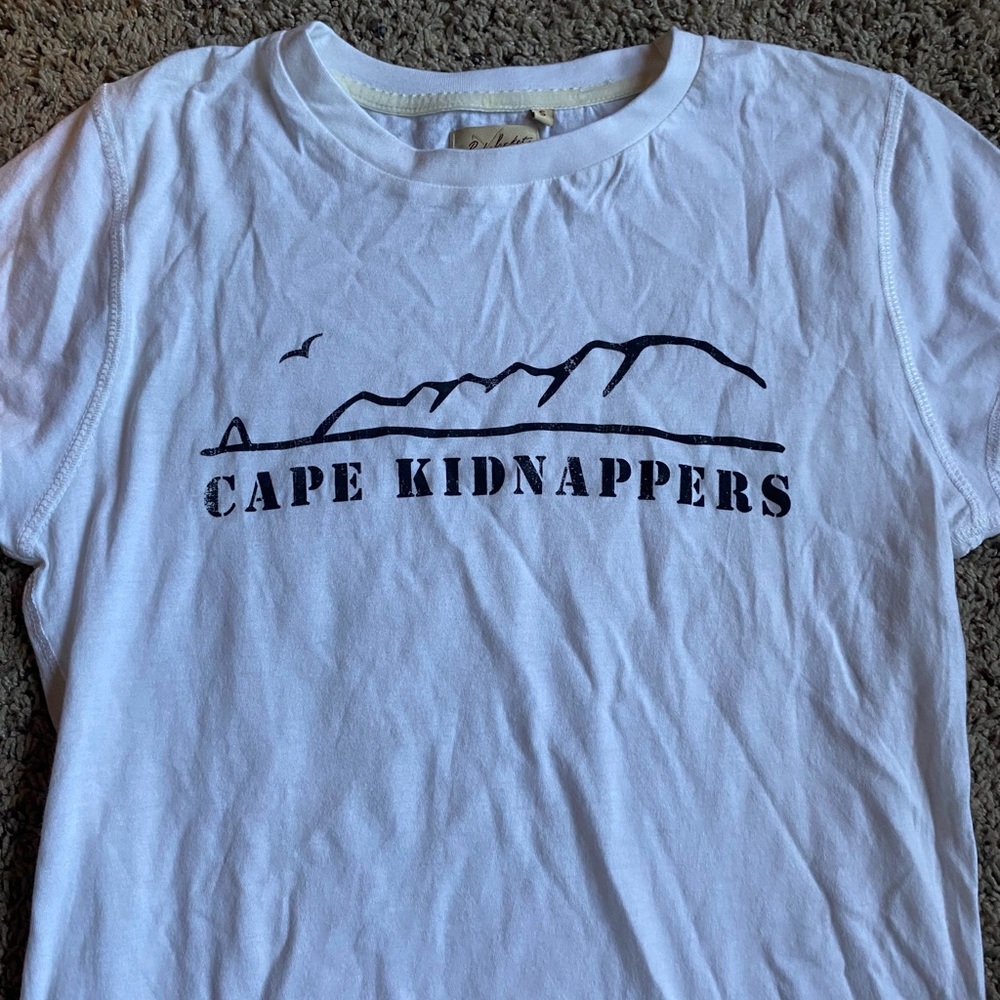 New Red Jacket T-Shirt Women's Small Cape Kidnappers Golf Club New Zealand